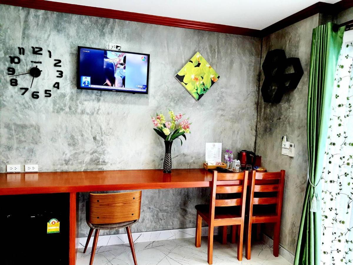 Areeya Phubeach Resort Coliving Coworking Ao Nang Buitenkant foto