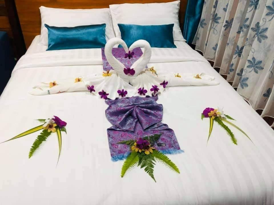 Areeya Phubeach Resort Coliving Coworking Ao Nang Buitenkant foto